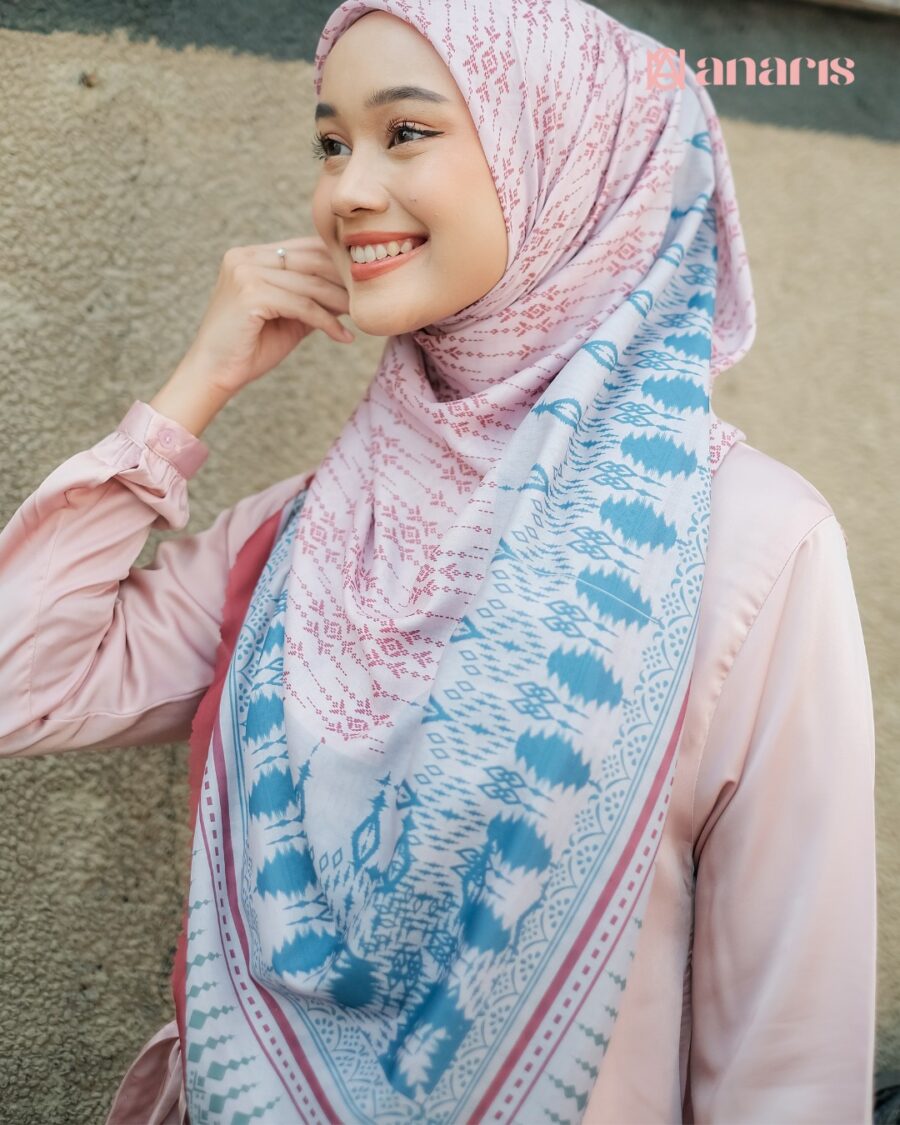 Quinn Series Pink Red Syar'i