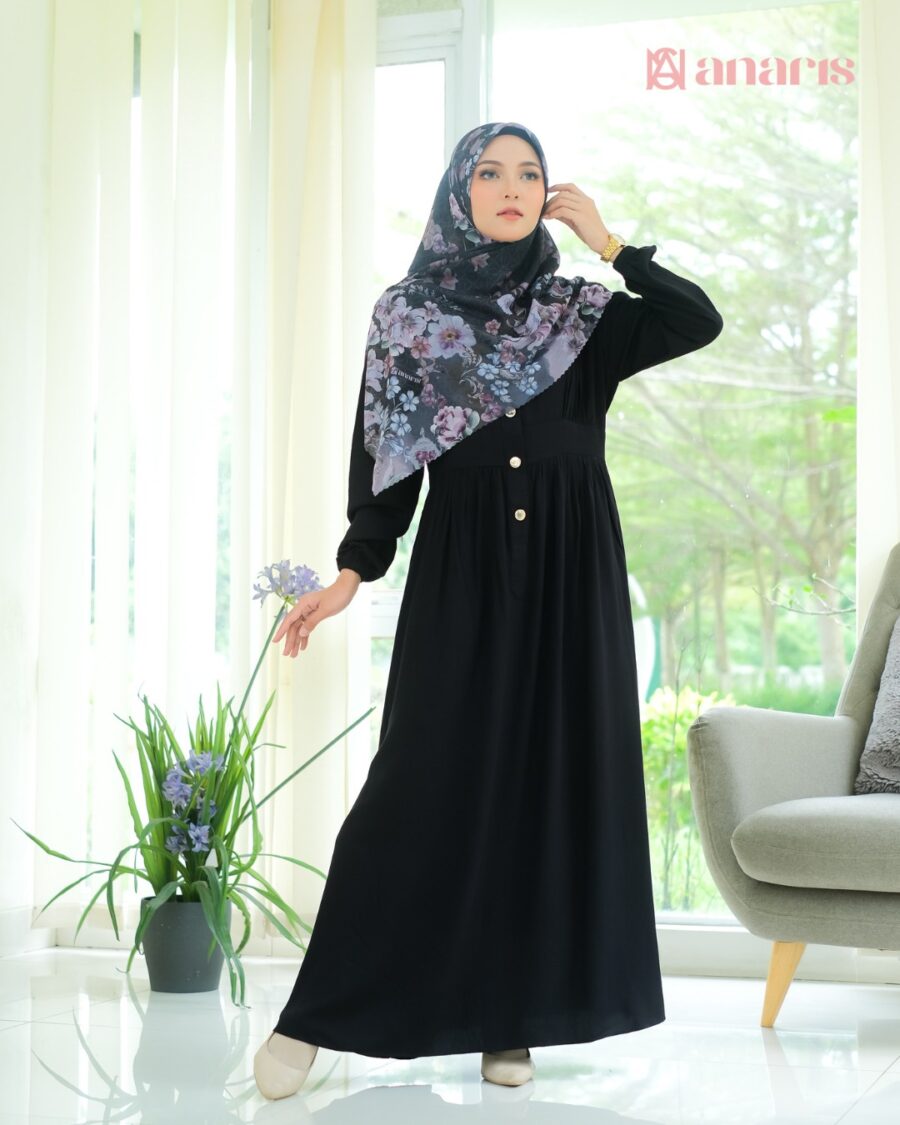 Estella Dress Black