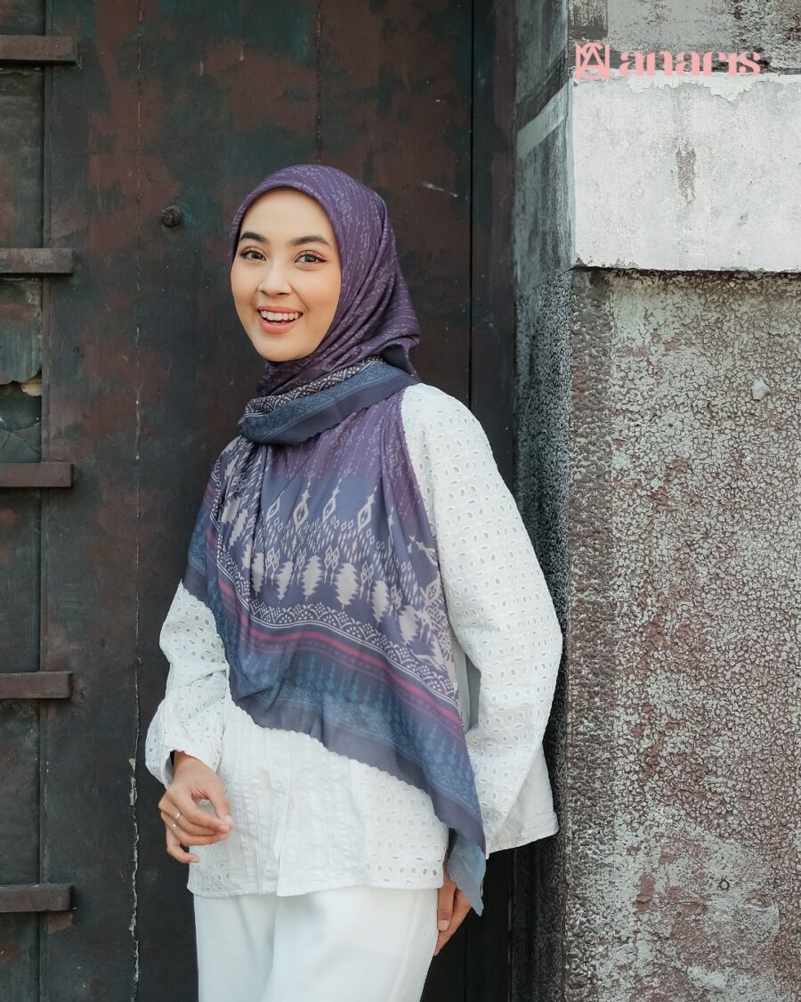 Quinn Series Purple Syar'i