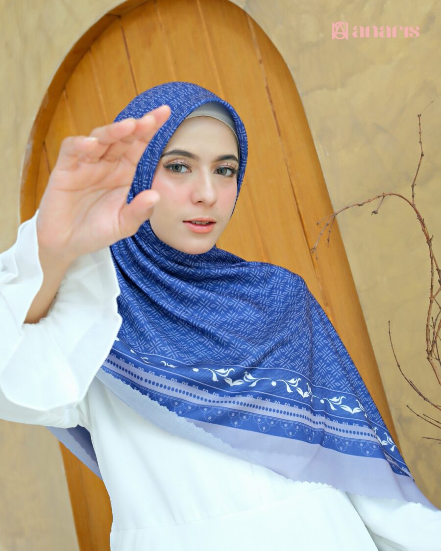 Nadja Series Blue Purple